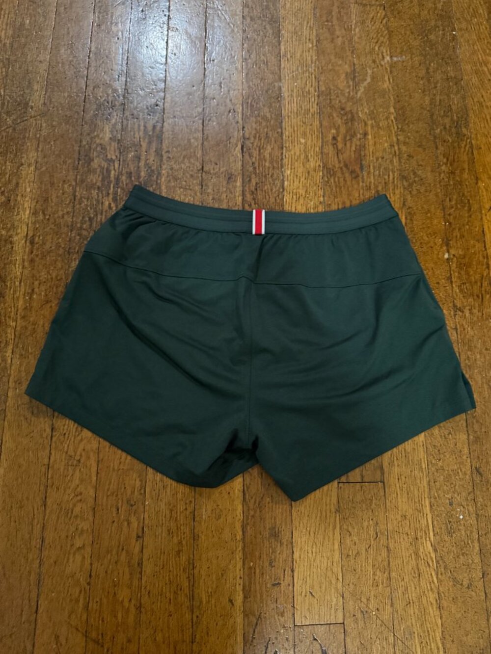 Tracksmith Session Short - Picture 2 of 3